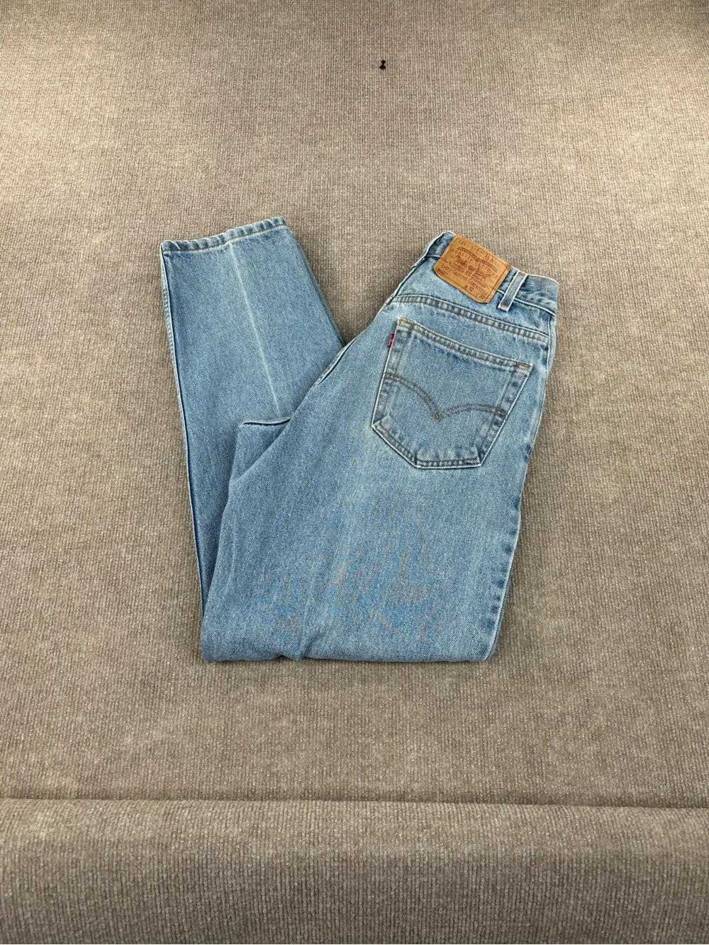VTG Levi’s 560 Men Jeans 32x32 Comfort Tapered Leg Loose Fit Light Wash Baggy